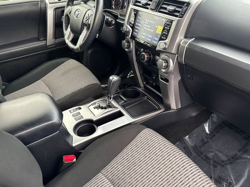 Used 2024 Toyota 4Runner SR5 image 32