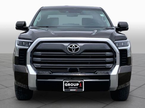 Used 2023 Toyota Tundra Limited RWD image 4