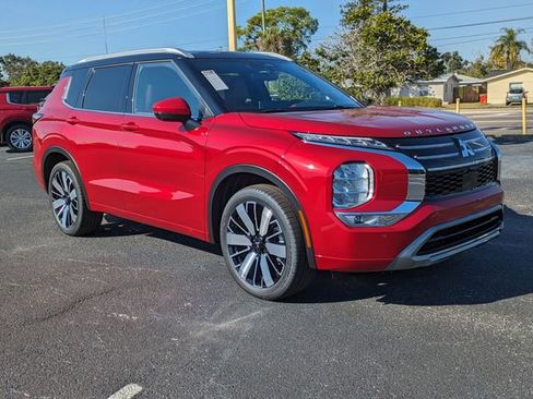 New 2025 Mitsubishi Outlander SEL FWD image 3
