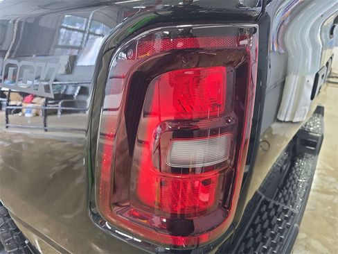 New 2026 RAM 1500 Classic Warlock image 34