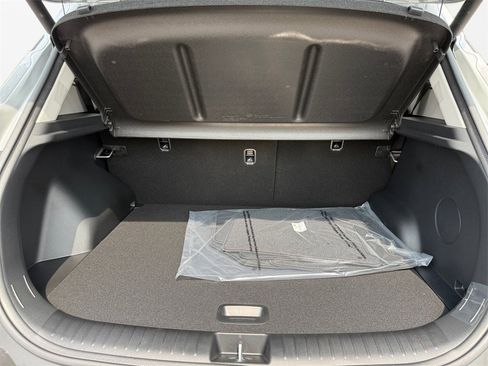 New 2026 Kia Seltos SX w/ SX Sunroof Package image 18