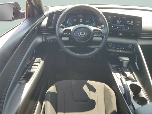 Used 2025 Hyundai Elantra Sport w/ Cargo Package FWD image 12