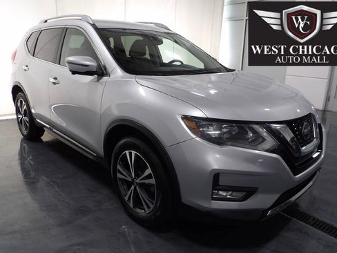 Used 2018 Nissan Rogue SL image 1