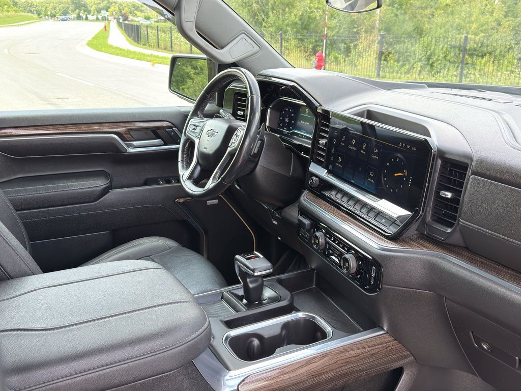 Used 2023 Chevrolet Silverado 1500 RST AWD/4WD image 27