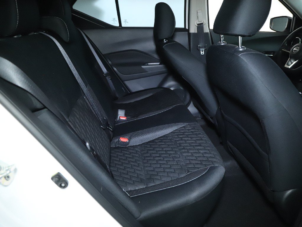 Certified 2023 Nissan Kicks SV FWD image 33
