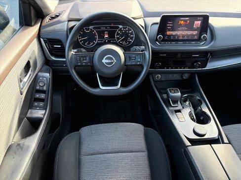 Certified 2023 Nissan Rogue SV image 23