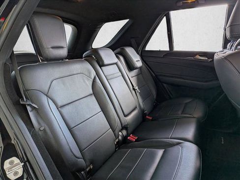 Used 2017 Mercedes-Benz GLE 43 AMG 4MATIC image 17