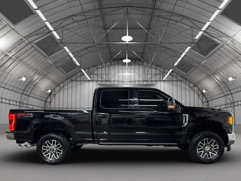 Used 2018 Ford F250 Lariat w/ Lariat Ultimate Package AWD/4WD image 7