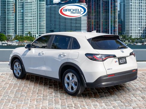 Certified 2025 Honda HR-V LX image 7