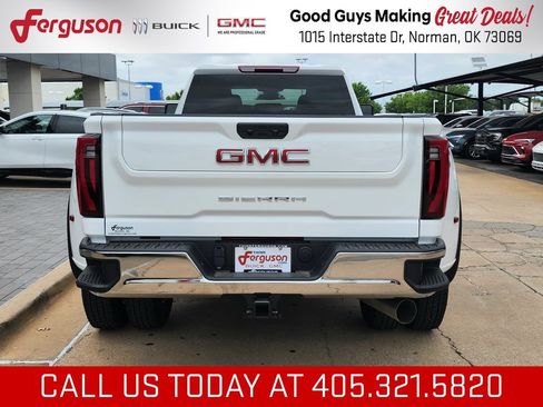 New 2026 GMC Sierra 3500 Pro AWD/4WD image 4