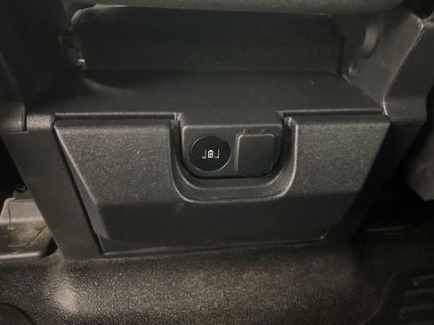 Used 2023 Ford F350 XLT w/ 360-Degree Camera Package AWD/4WD image 25