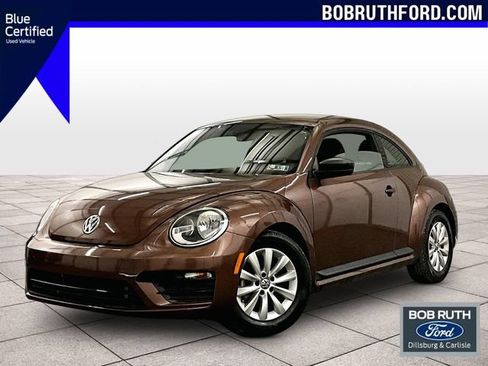 Used 2017 Volkswagen Beetle 1.8T S FWD image 1