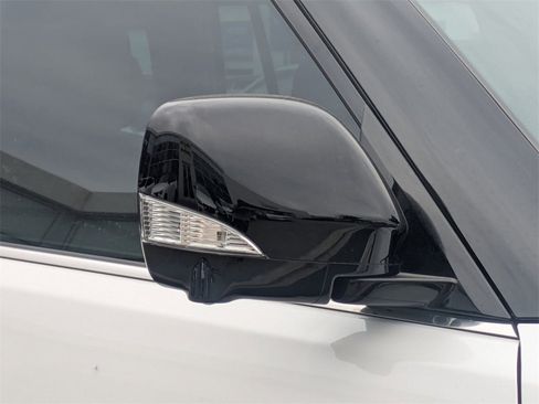 Used 2023 INFINITI QX80 Premium Select w/ Cargo Package image 12