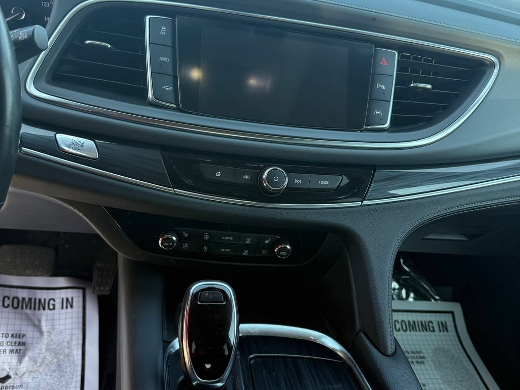 Used 2018 Buick Enclave Premium w/ Trailering Package AWD/4WD image 25