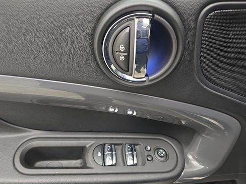 Used 2019 MINI Cooper Countryman S w/ Convenience Package image 14