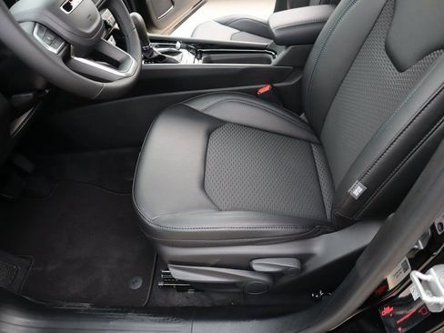 New 2026 Jeep Compass Latitude AWD/4WD image 11