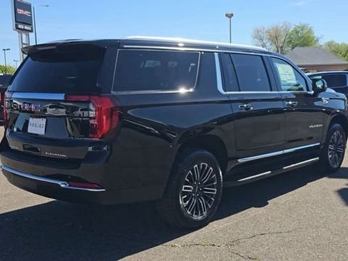New 2026 GMC Yukon XL Elevation w/ Elevation Premium Package image 8