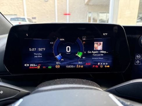 Used 2024 Chevrolet Blazer EV LT AWD/4WD image 13