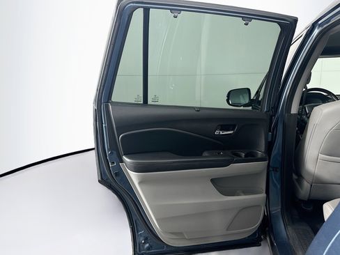 Used 2018 Honda Pilot Touring image 26