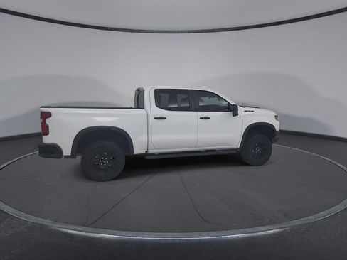 Used 2025 Chevrolet Silverado 1500 ZR2 w/ Technology Package AWD/4WD image 16