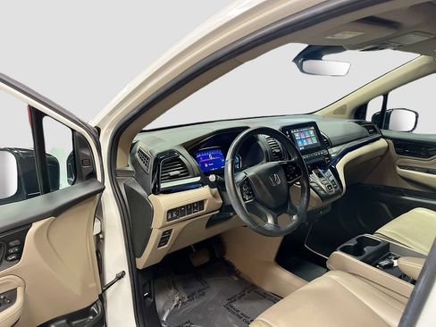 Used 2022 Honda Odyssey Elite image 9