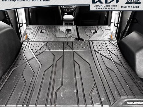 Used 2024 Chevrolet Equinox LT w/ LPO, Floor Liner Package FWD image 23