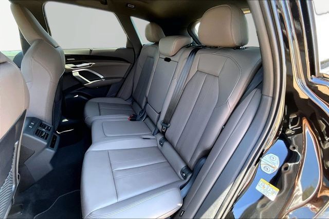 New 2026 Audi Q5 Premium Plus AWD/4WD image 28