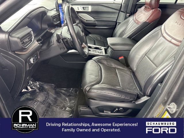 Used 2020 Ford Explorer Platinum w/ Premium Technology Package AWD/4WD image 4