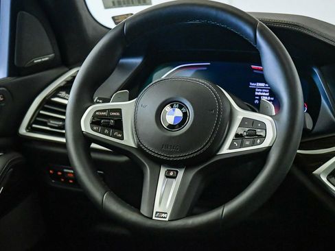 Used 2020 BMW X7 xDrive40i w/ M Sport Package image 13