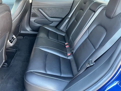 Used 2018 Tesla Model 3 Long Range RWD image 11