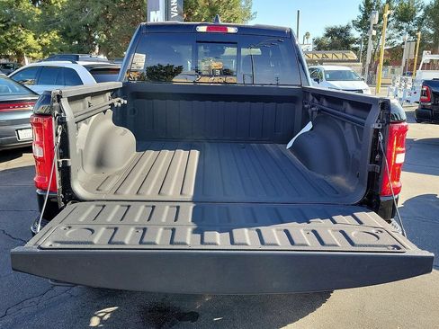 New 2025 RAM 1500 Big Horn AWD/4WD image 13