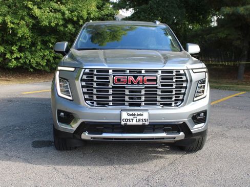 New 2026 GMC Yukon Denali w/ Denali Reserve Package image 8