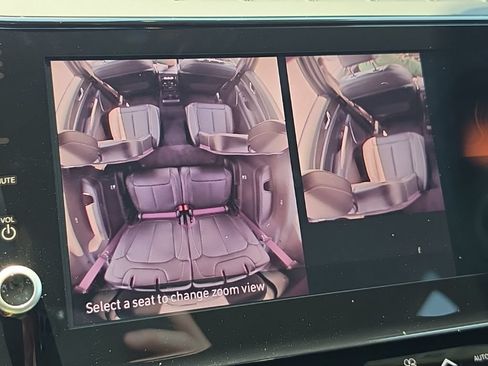 Certified 2026 Jeep Grand Cherokee L Limited w/ Limited Altitude Package AWD/4WD image 47