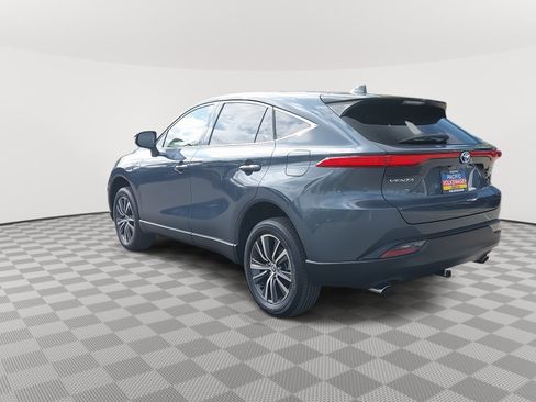 Used 2021 Toyota Venza Limited image 7