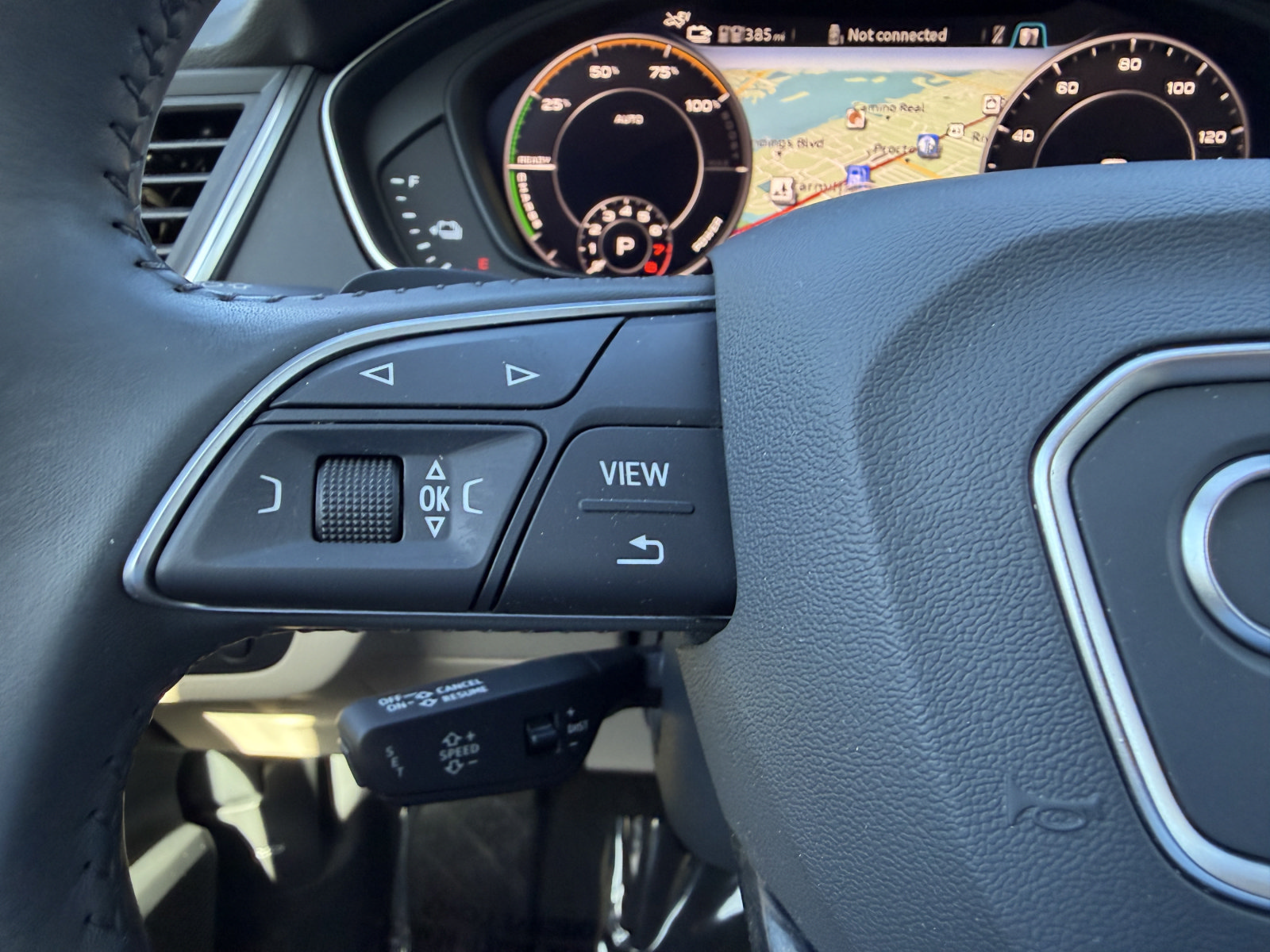 Used 2020 Audi Q5 e Prestige AWD/4WD image 32