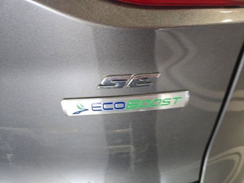 Used 2014 Ford Escape SE w/ Equipment Group 201A FWD image 12