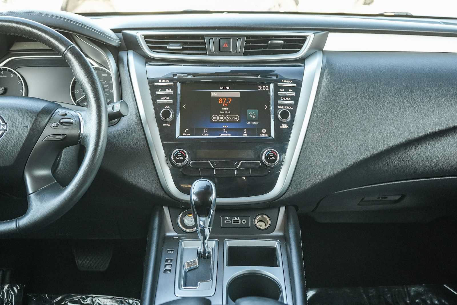 Used 2023 Nissan Murano SV AWD/4WD image 13