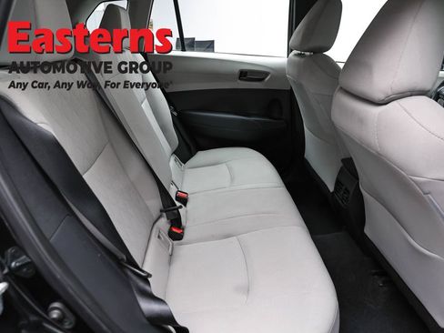 Used 2024 Toyota Corolla Cross L AWD/4WD image 22