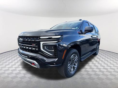 Used 2025 Chevrolet Tahoe Z71 w/ Sun And Tow Package AWD/4WD image 1