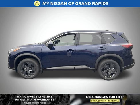 New 2026 Nissan Rogue SV w/ Cold Weather Package AWD/4WD image 2