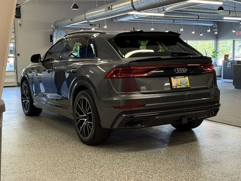 Used 2021 Audi Q8 Prestige w/ Prestige Package AWD/4WD image 7