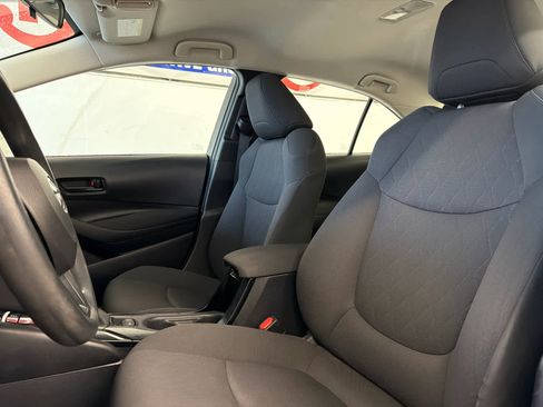 Used 2022 Toyota Corolla LE image 13