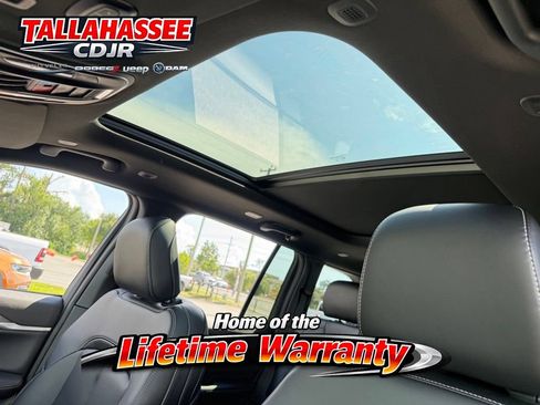 New 2026 Jeep Grand Cherokee Limited w/ Luxury Tech Group II RWD image 29