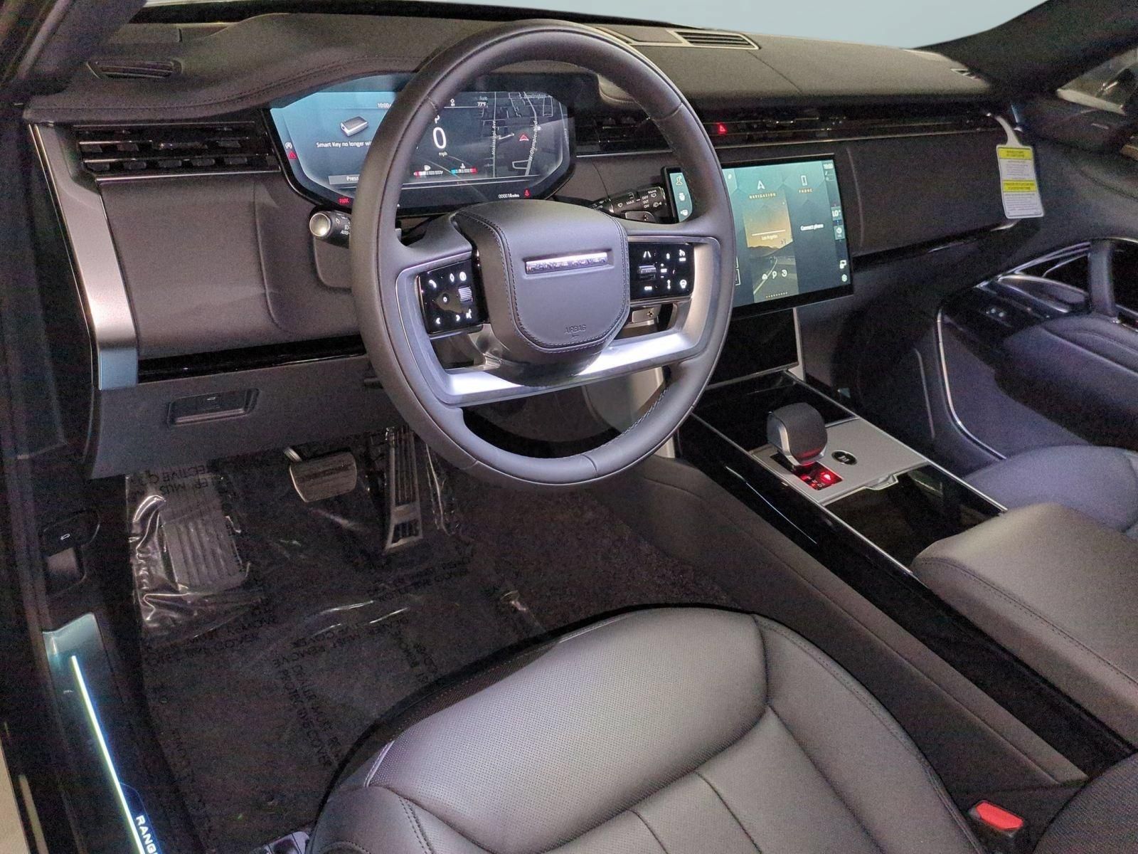New 2026 Land Rover Range Rover Long Wheelbase SE AWD/4WD image 16