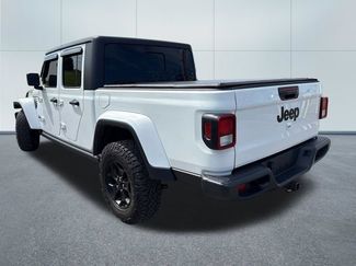 Used 2022 Jeep Gladiator Sport AWD/4WD video 2
