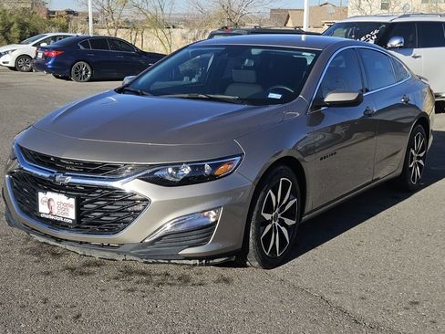 Used 2024 Chevrolet Malibu RS image 3