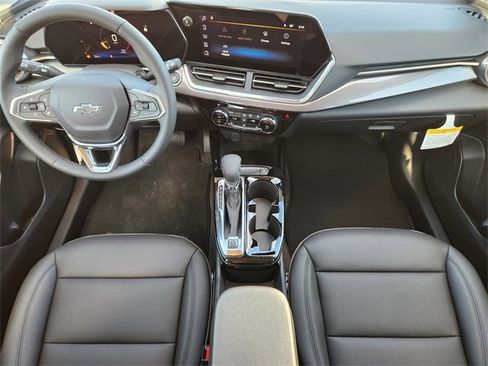 New 2026 Chevrolet Trax ACTIV w/ Driver Confidence Package image 2