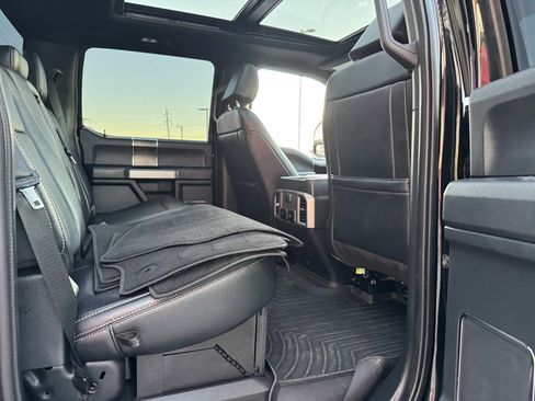 Used 2022 Ford F350 Lariat w/ Black Appearance Package image 25