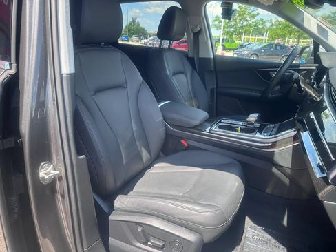 Used 2022 Audi Q7 3.0T Premium Plus AWD/4WD image 11