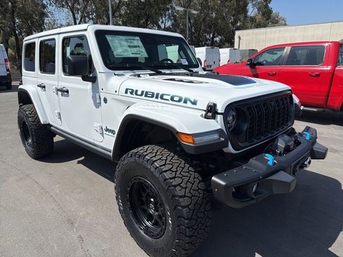 New 2025 Jeep Wrangler Unlimited Rubicon 4xe image 4